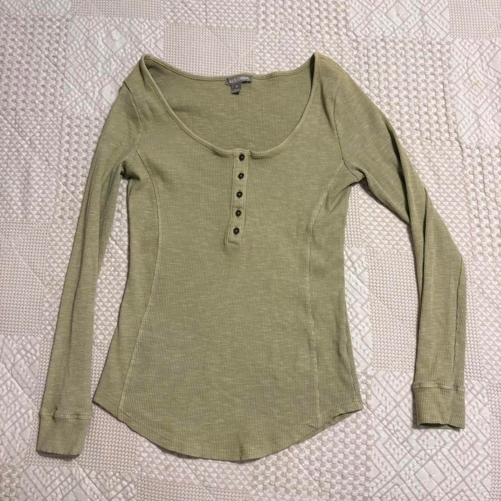 VTG Falls Creek Sage green Henley Top, Small